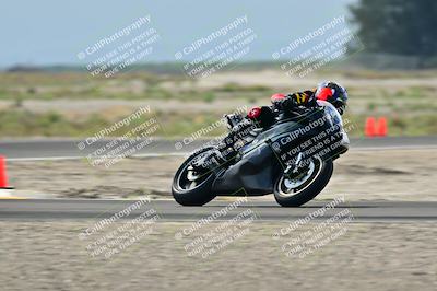 media/Apr-18-2025-TrackDaz (Fri) [[45f5874c44]]/B Group/Session 2 (Turn 7)/